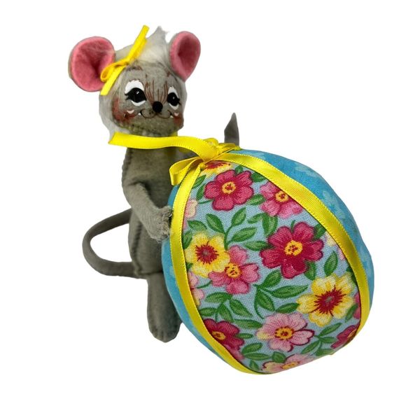Annalee Doll Easter Mouse Egg Flower Spring Floral Gift Home Decor 2013 - Picture 2 of 7